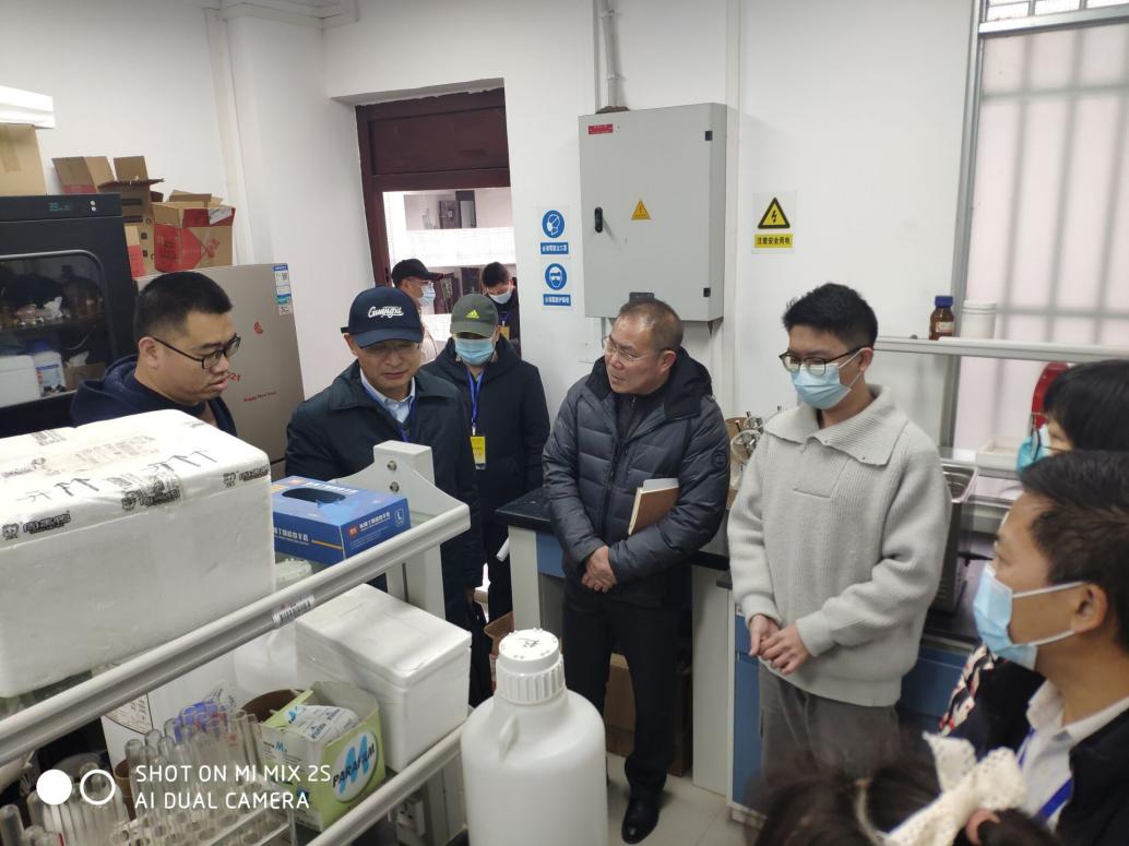 校领导带队到最全买球app官网开展春季学期开学实验室安全检查工作