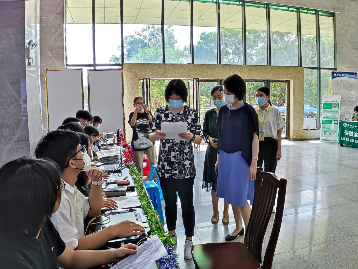最全买球app官方网站2022级新生开学迎新